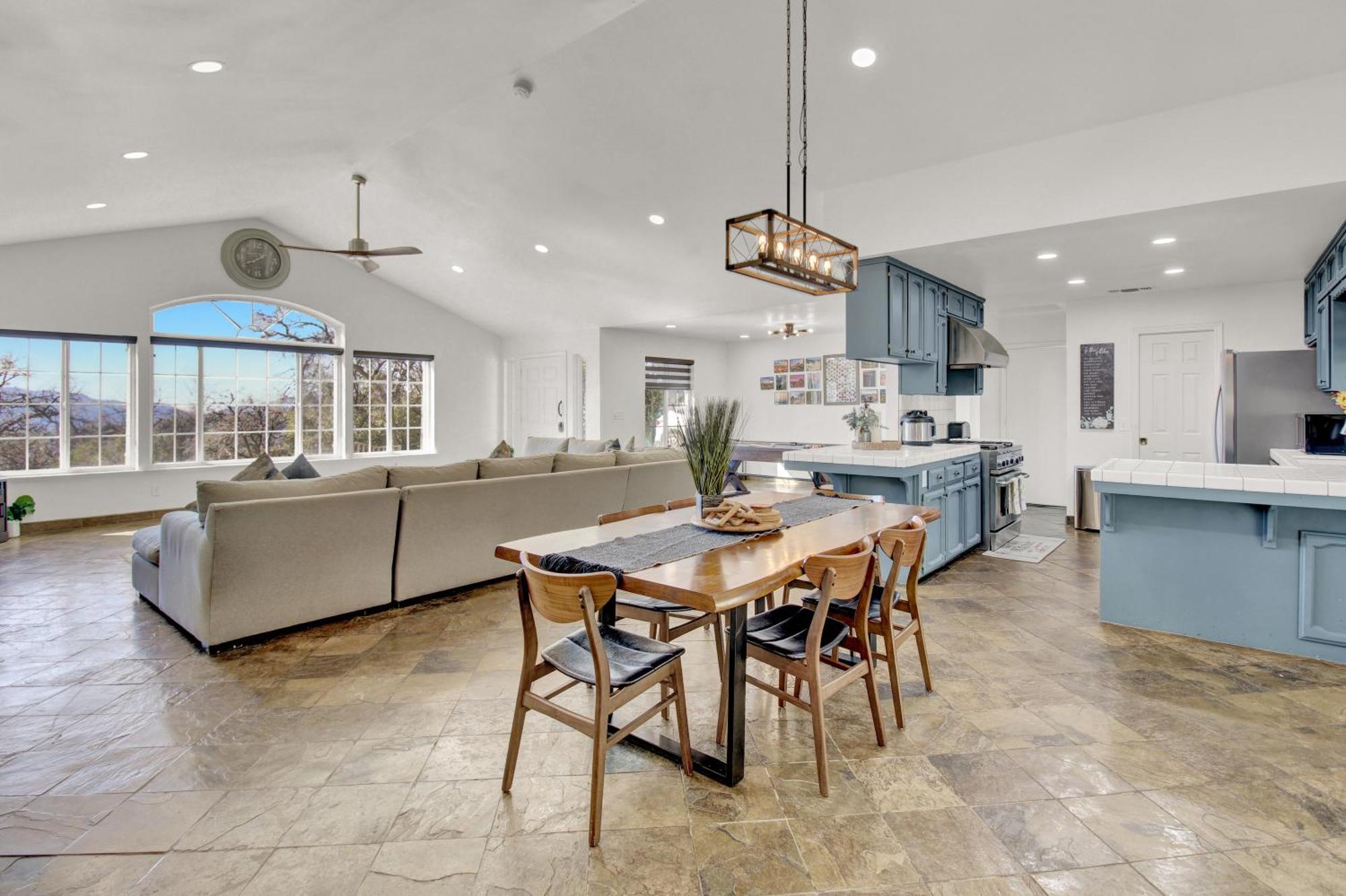 Villa Near Yosemite & Bass Lake W/Hot Tub/Evcharge 오크허스트 외부 사진